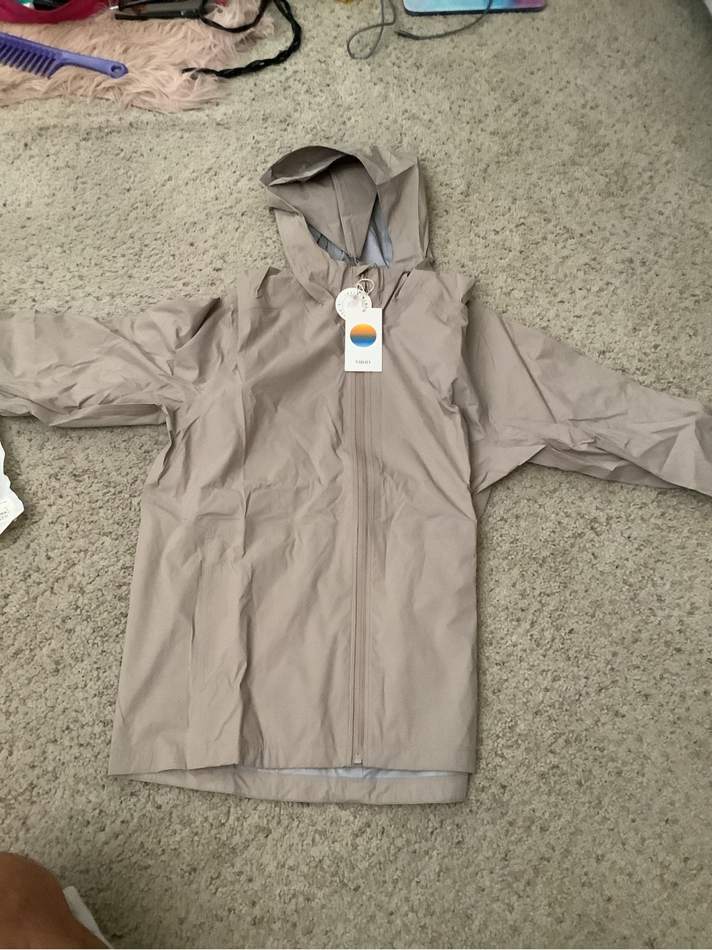 Vuori mens Hooded Raincoat in Light Taupe - Picture 3 of 12